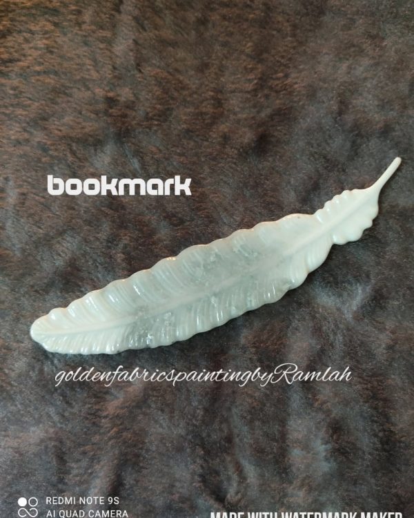 Resin / Fluid Art Customizable / Colorful / Washable Feather Style Book Marks