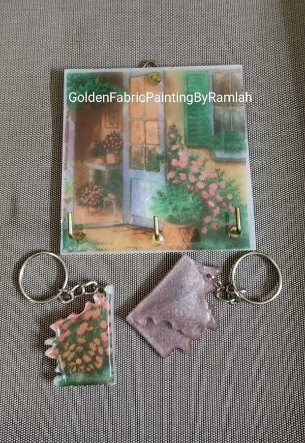 Resin / Fluid Art Waterproof / Customizable / Colorful Key Holder with Keychains