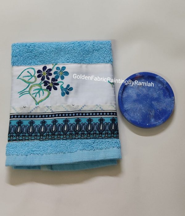 Hnd Towels With Round Style Based Coasters