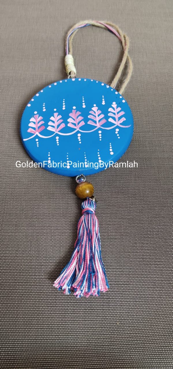 Circle Shaped Ornament Hangings